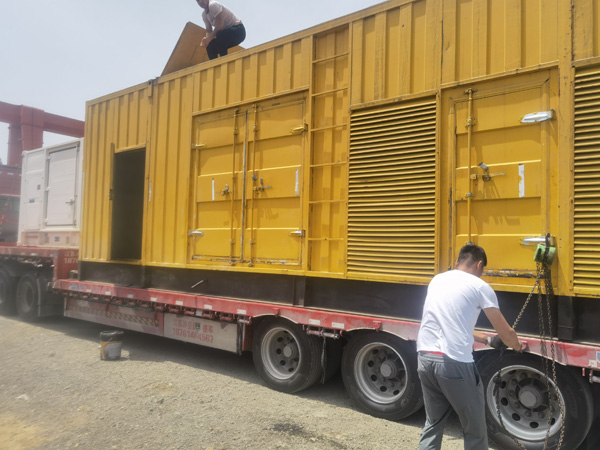长岛除了负载情况和发动机维护，还有哪些因素会影响 200kw 柴油发电机的油耗？